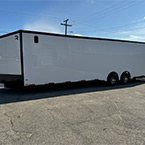 4&#39; Nose with multiple 15&quot;x30&quot; windows and rear spoiler (Road side)
